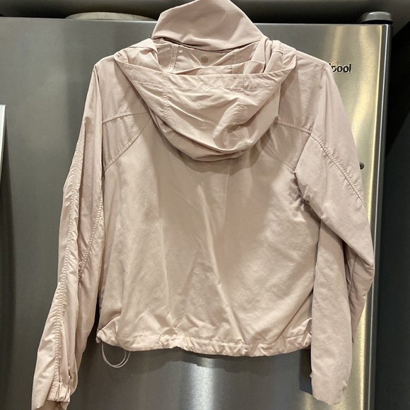 Lululemon blush color bomber jacket - Picture 3 of 7